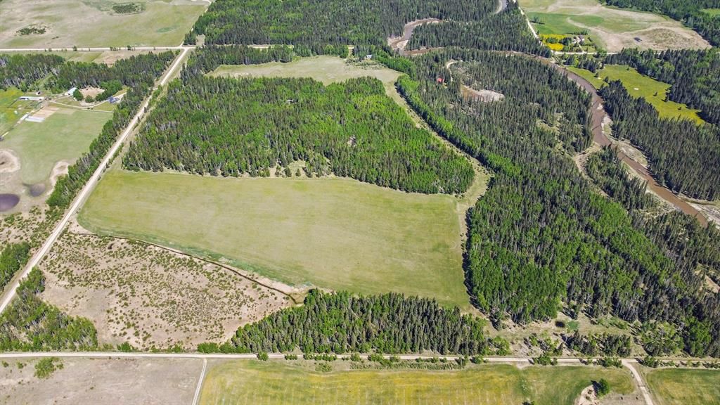 121 (+/-) Acre Parcel centrally located between Sundre & Cremona