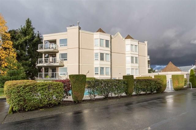 Main Photo: 202 9295 122 STREET in : Queen Mary Park Surrey Condo for sale : MLS®# R2344106