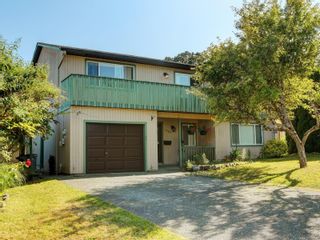 Main Photo: 1283 Lidgate Crt in Saanich: SW Strawberry Vale House for sale (Saanich West)  : MLS®# 909813