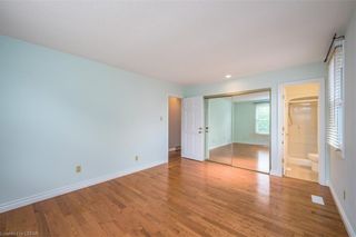 Photo 13: 324 Village Green Avenue in London: South N Single Family Residence for sale (South)  : MLS®# 40321940