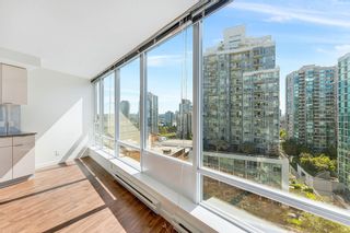 Photo 8: 1609 233 ROBSON Street in Vancouver: Downtown VW Condo for sale in "TV Tower 2" (Vancouver West)  : MLS®# R2833463