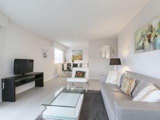 Photo 4: 318 3353 HEATHER Street in Vancouver: Cambie Condo for sale in "Heather Court" (Vancouver West)  : MLS®# R2249374