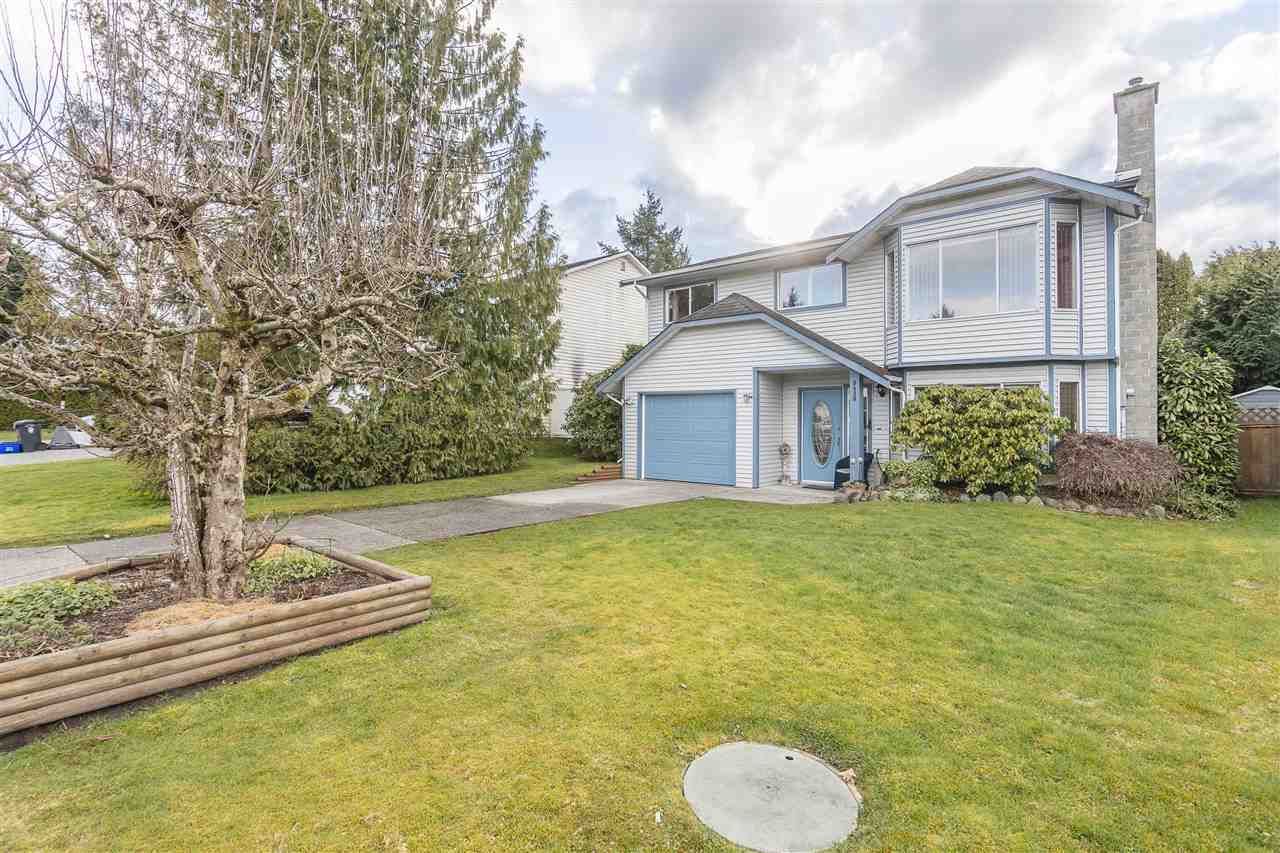 Photo 4: Photos: 9439 214 STREET in Langley: Walnut Grove House for sale : MLS®# R2548542