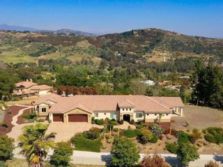 Photo 4: 3026 Via Loma in Fallbrook: Residential for sale (92028 - Fallbrook)  : MLS®# NDP2303733