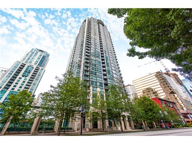 Main Photo: #3202-1239 West Georgia St in Vancouver West: Coal Harbour Condo for sale