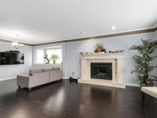 Photo 2: 5308 ROSS STREET in Vancouver: Knight House for sale (Vancouver East)  : MLS®# R2140103
