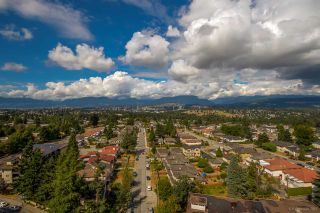 Photo 3: 1705 4567 HAZEL Street in Burnaby: Forest Glen BS Condo for sale in "THE MONARCH" (Burnaby South)  : MLS®# R2196784