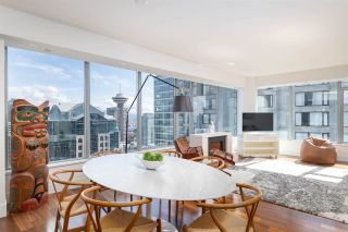 Photo 3: 2404 667 HOWE Street in Vancouver: Downtown VW Condo for sale in "New York on York" (Vancouver West)  : MLS®# R2375181