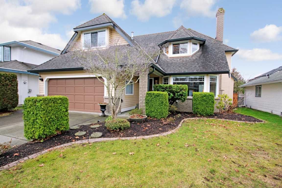 Main Photo: 12385 NORTHPARK CRESCENT in Surrey: Panorama Ridge House for sale : MLS®# R2334351