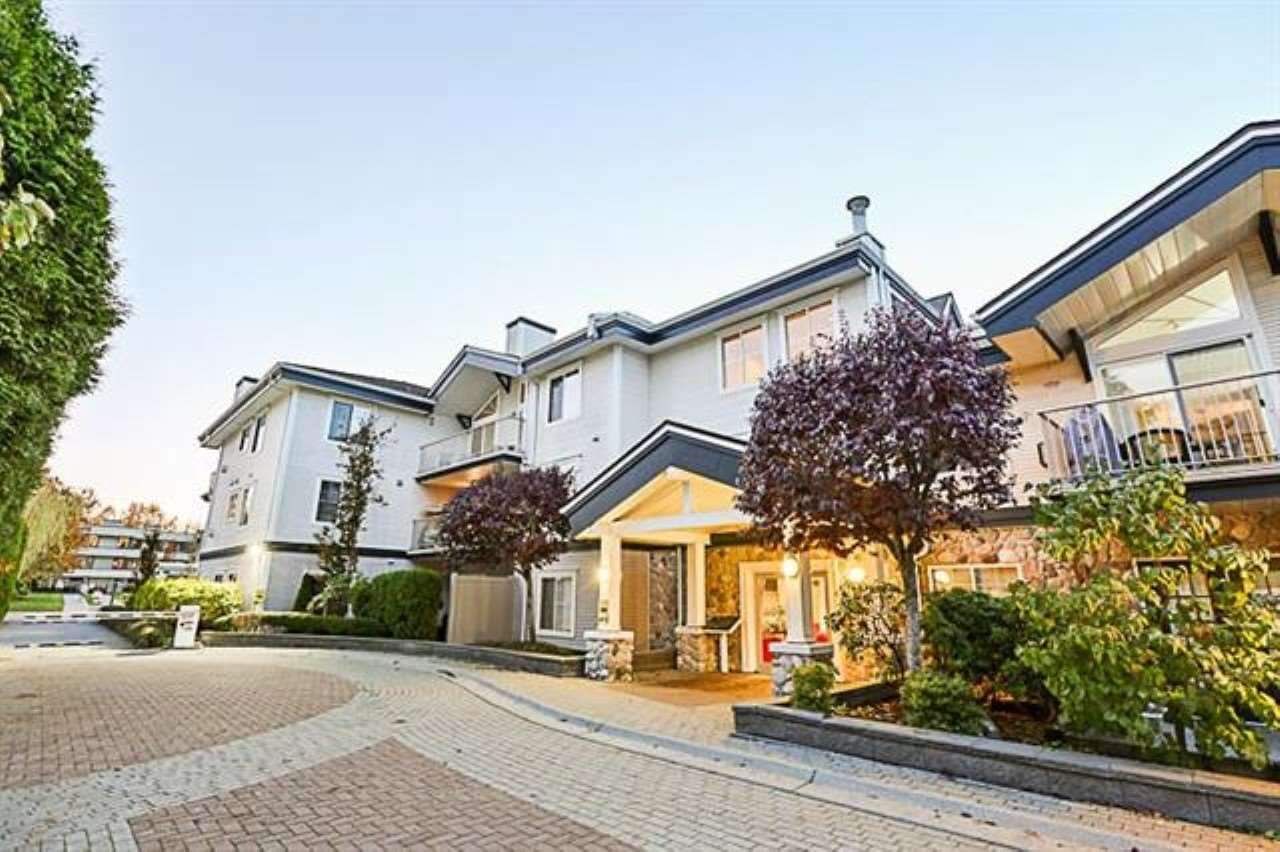 Main Photo: 206 15298 20 Avenue in Surrey: King George Corridor Condo for sale in "Waterford House" (South Surrey White Rock)  : MLS®# R2314303