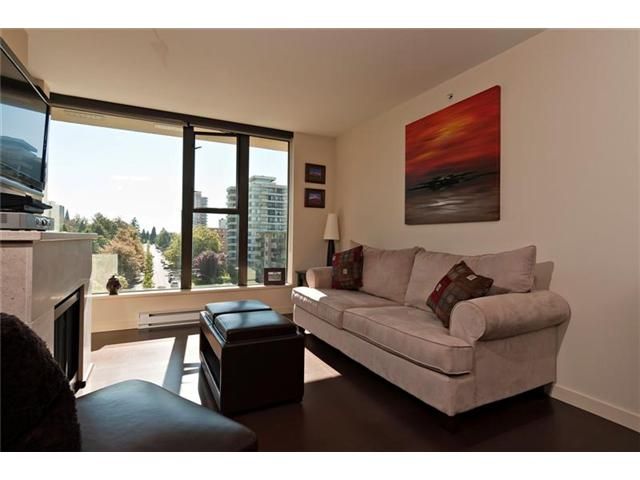 Main Photo: 703 683 W VICTORIA Place in North Vancouver: Lower Lonsdale Condo for sale in "MIRA ON THE PARK" : MLS®# V849327