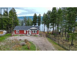 Photo 2: 7265 Dunwaters Drive in Kelowna: House for sale : MLS®# 10288662