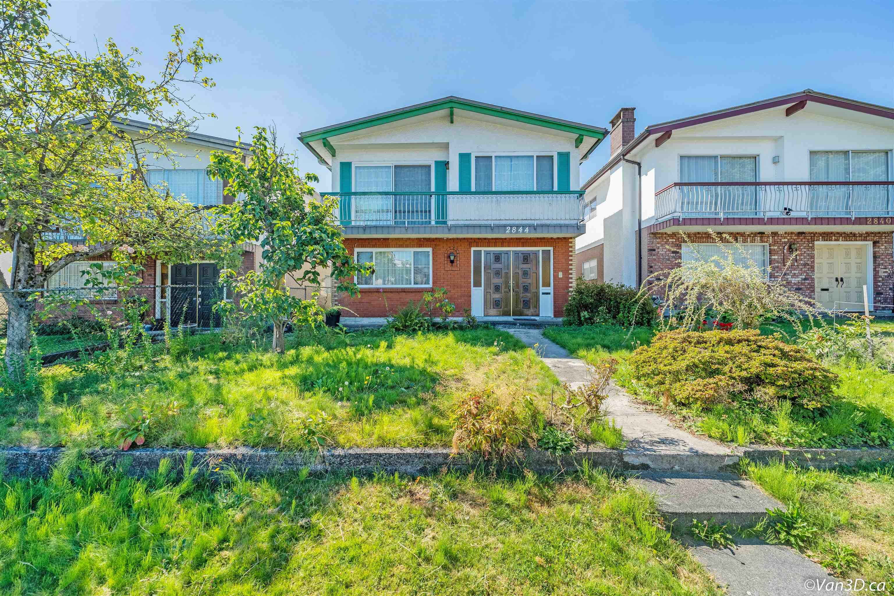 Main Photo: 2844 DUNDAS STREET in Vancouver: Hastings Sunrise House for sale (Vancouver East)  : MLS®# R2716946