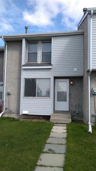 Photo 1: 104 700 Allen Street SE: Airdrie Row/Townhouse for sale : MLS®# A1217639