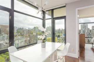 Photo 8: 1502 1863 ALBERNI Street in Vancouver: West End VW Condo for sale in "LUMIERE" (Vancouver West)  : MLS®# R2367109