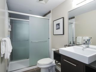 Photo 15: 2301 188 KEEFER Place in Vancouver: Downtown VW Condo for sale in "ESPANA II" (Vancouver West)  : MLS®# R2400182