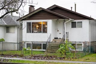 Photo 1: 342 E 57TH Avenue in Vancouver: South Vancouver House for sale (Vancouver East)  : MLS®# R2637464