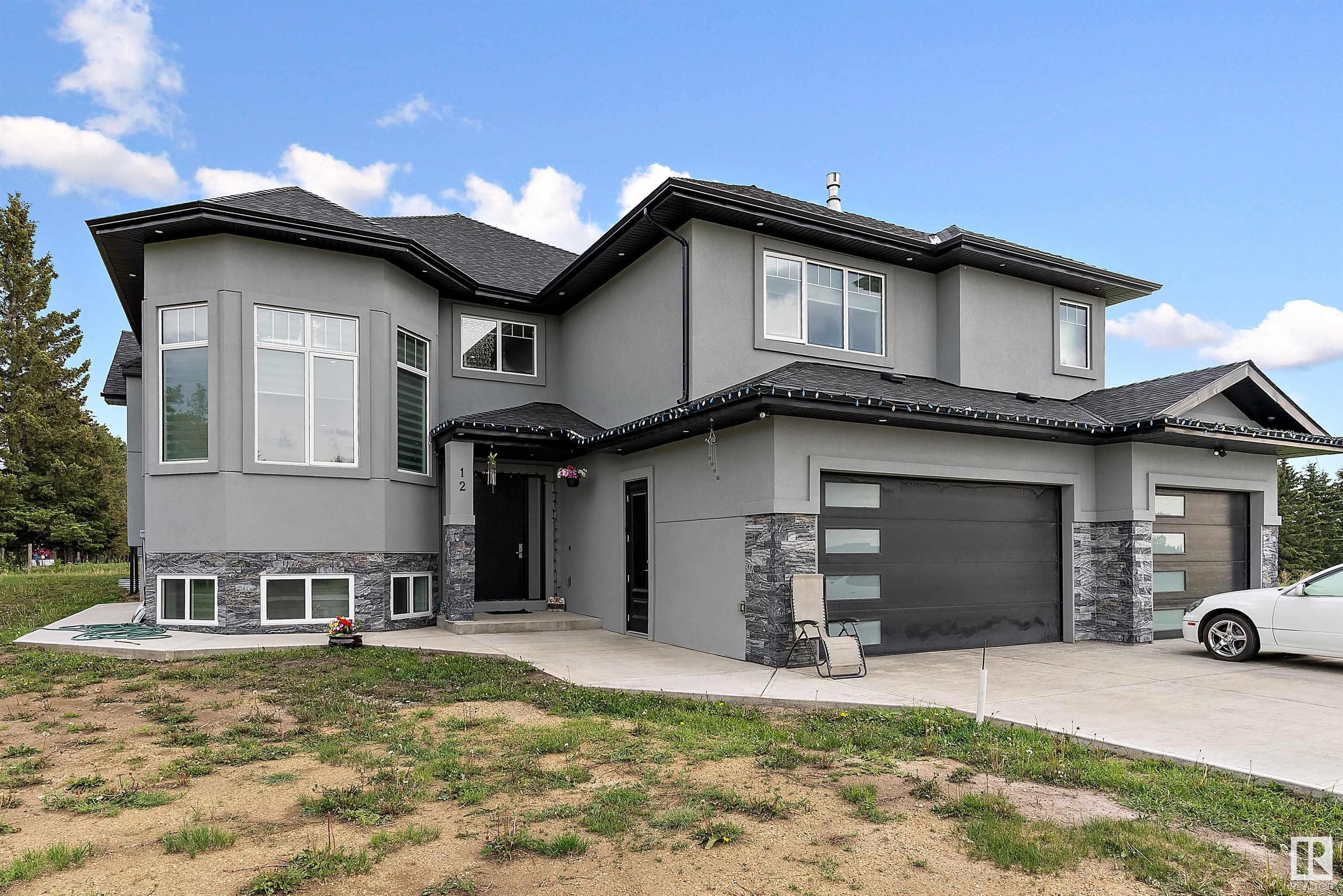 Main Photo: 12 52380 RGE RD 233: Rural Strathcona County House for sale : MLS®# E4323076