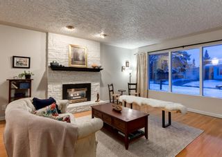Photo 6: 1415 Craig Road SW in Calgary: Chinook Park Detached for sale : MLS®# A1180121