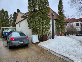 Photo 2: 1012 H Avenue North in Saskatoon: Caswell Hill Residential for sale : MLS®# SK965897
