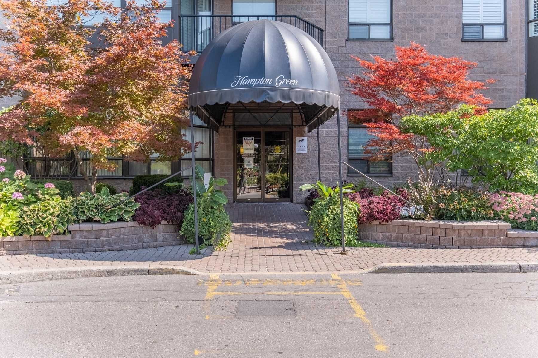 Main Photo: 712 2 Raymerville Drive in Markham: Raymerville Condo for sale : MLS®# N5808939