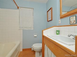 Photo 10: 1332 Carnsew St in VICTORIA: Vi Fairfield West House for sale (Victoria)  : MLS®# 744346