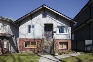 Photo 2: 3509 TURNER Street in Vancouver: Renfrew VE House for sale (Vancouver East)  : MLS®# R2054989