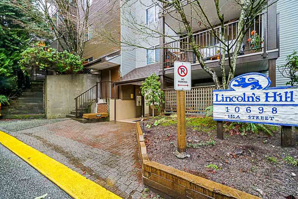 Main Photo: 407 10698 151A Street in Surrey: Guildford Condo for sale in "LINCOLN HILL" (North Surrey)  : MLS®# R2330178