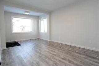 Photo 5: 574 Deniset Street in Winnipeg: Norwood Residential for sale (2B)  : MLS®# 202330598