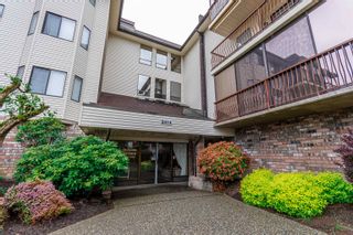 Photo 1: 211 2414 CHURCH Street in Abbotsford: Abbotsford West Condo for sale in "Autumn Terrace" : MLS®# R2684340