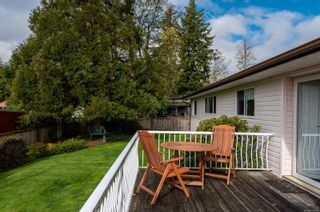 Photo 5: 3925 Seamist Dr in Campbell River: CR Campbell River South House for sale : MLS®# 900917
