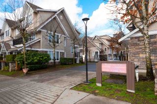 Photo 1: 24 19141 124 Avenue in Pitt Meadows: Mid Meadows Townhouse for sale in "MEADOWVIEW ESTATES" : MLS®# R2532428