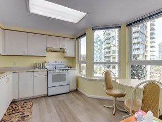 Photo 11: 901 6152 KATHLEEN Avenue in Burnaby: Metrotown Condo for sale in "THE EMBASSY" (Burnaby South)  : MLS®# R2568817