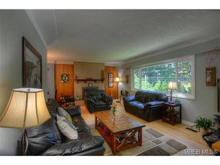 Photo 2: 8650 East Saanich Rd in NORTH SAANICH: NS Dean Park House for sale (North Saanich)  : MLS®# 704797