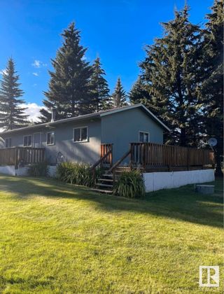 Photo 1: 803 Marine Drive: Rural Wetaskiwin County Cottage for sale : MLS®# E4325628