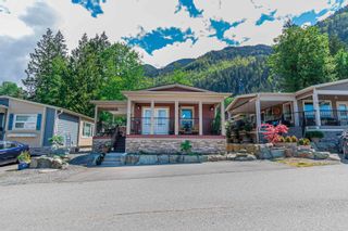 Photo 2: 52 53480 BRIDAL FALLS Road in Rosedale: Bridal Falls House for sale in "Bridal Falls Fated Community" (East Chilliwack)  : MLS®# R2863410
