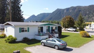 Photo 39: #24 1225 Eagle Pass Way, in Sicamous: House for sale : MLS®# 10271145