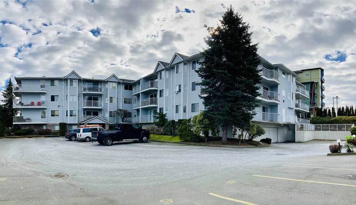 Main Photo: 105 2750 FULLER STREET in Abbotsford: Central Abbotsford Condo for sale : MLS®# R2556219