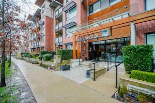 Photo 1: 103 3133 RIVERWALK Avenue in Vancouver: South Marine Condo for sale in "New Water" (Vancouver East)  : MLS®# R2423728