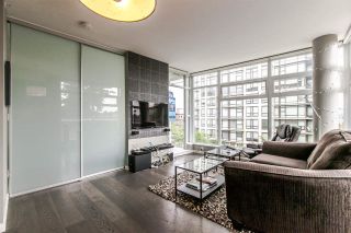 Photo 4: 401 2550 SPRUCE Street in Vancouver: Fairview VW Condo for sale in "SPRUCE" (Vancouver West)  : MLS®# R2083045