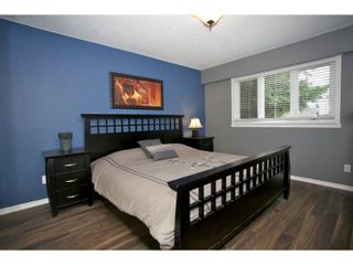 Photo 9: 15861 CLIFF Avenue: White Rock House for sale (South Surrey White Rock)  : MLS®# F1451572