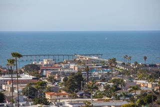 Main Photo: OCEAN BEACH House for sale : 5 bedrooms : 4611 Santa Cruz in San Diego