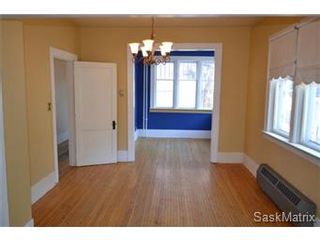 Photo 4: 211 Clarence Avenue South in Saskatoon: Varsity View Single Family Dwelling for sale (Saskatoon Area 02)  : MLS®# 419269