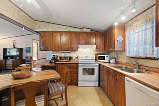 Photo 11: 108 7701 Central Saanich Rd in Central Saanich: CS Hawthorne Manufactured Home for sale : MLS®# 910250