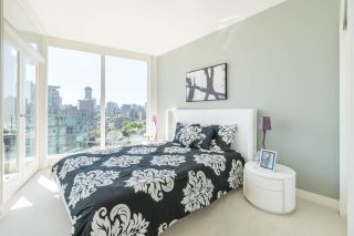 Photo 9: 1502 1925 ALBERNI Street in Vancouver: West End VW Condo for sale (Vancouver West)  : MLS®# R2185126