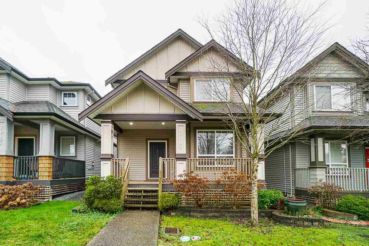 Main Photo: 19022 72A Avenue in Surrey: Clayton House for sale (Cloverdale)  : MLS®# R2535520