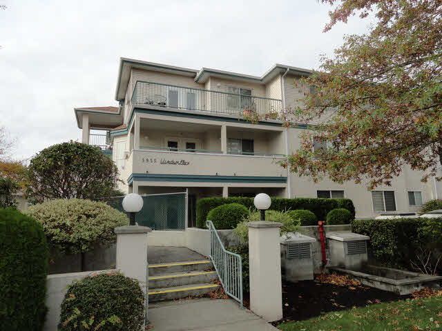 Main Photo: 111 5955 177B Street in Surrey: Cloverdale BC Condo for sale in "WINDSOR PLACE" (Cloverdale)  : MLS®# F1425121