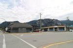 Main Photo: 38152 SECOND Avenue in Squamish: Downtown SQ Office for lease : MLS®# C8058528