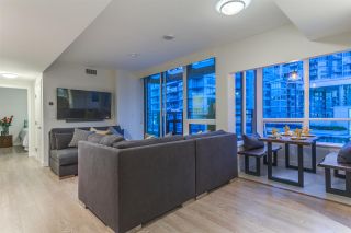 Photo 4: PH615 161 E 1ST Avenue in Vancouver: Mount Pleasant VE Condo for sale in "BLOCK 100" (Vancouver East)  : MLS®# R2195060