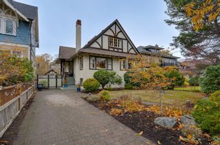 Photo 2: 28 Marlborough St in Victoria: Vi Fairfield West House for sale : MLS®# 919544